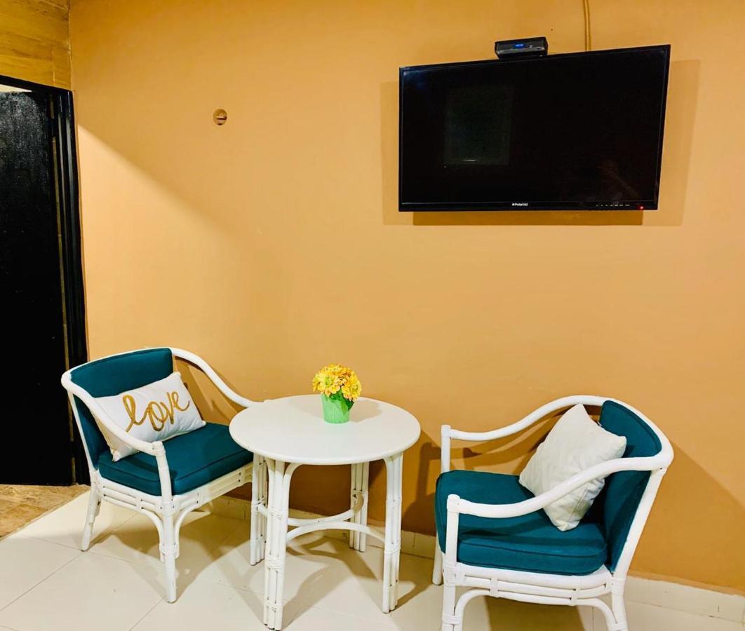 Dna Cancun Hotel Y Posada ภายนอก รูปภาพ